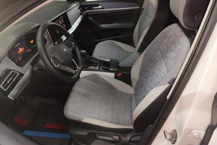 Used Volkswagen Lavida 2023 300TSI DSG Full-Comfort Edition
