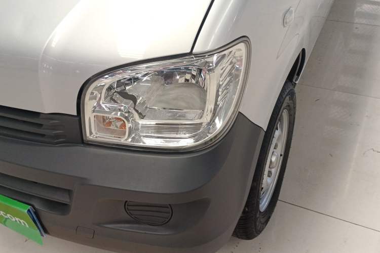 Used Wuling Zhiguang 2023 1.5L Practical Version 5/7 Seats
