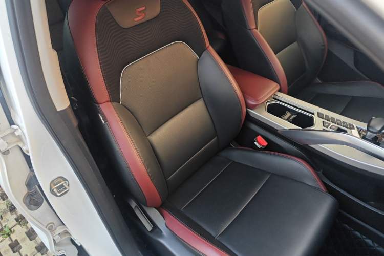 Used Geely Auto Coolray 2021 1.4T DCT Diamond Edition
