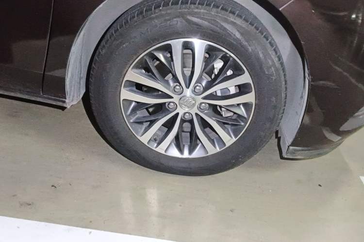 Used Buick GL8 2017 ES 28T Luxury Model China V Standard