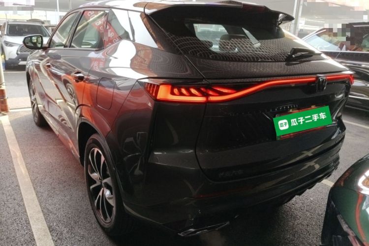 Used Changan UNI-Z New Energy 2024 Blue Whale Smart Electric iDD 125km Beyond Edition
