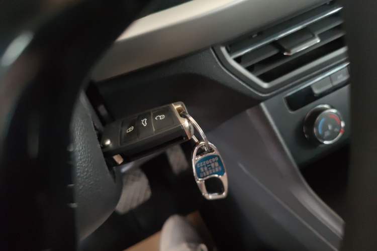 Used Volkswagen Lavida 2022 1.5L Automatic Comfort Edition
