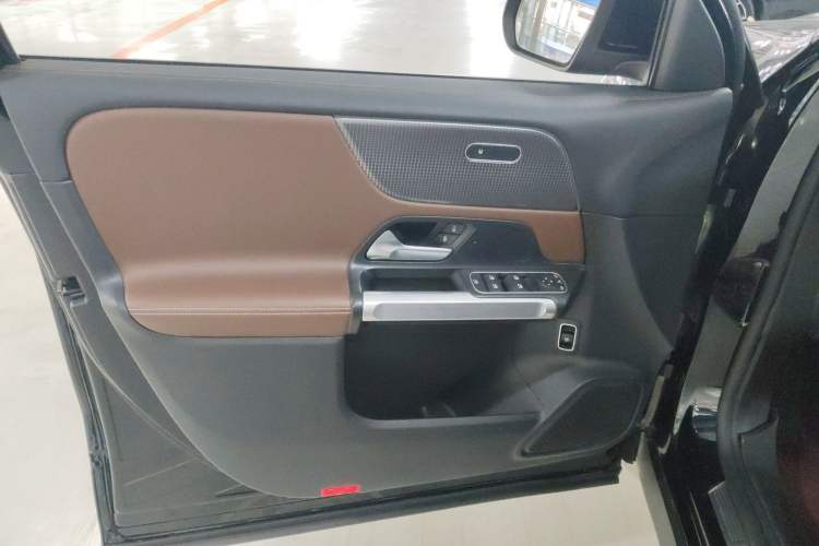 Used Mercedes-Benz GLB 2022 GLB 220 Fashion Model