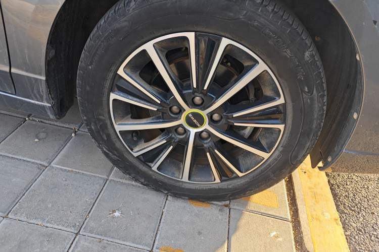 Used Roewe i5 2021 Revised 1.5L CVT Starry Edition
