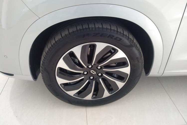 Used Hima AITO M7 2024 1.5T Rear-Drive Plus Version 6 Seats