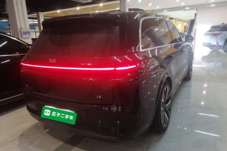 Used Li Auto L8 2023 Pro Model
