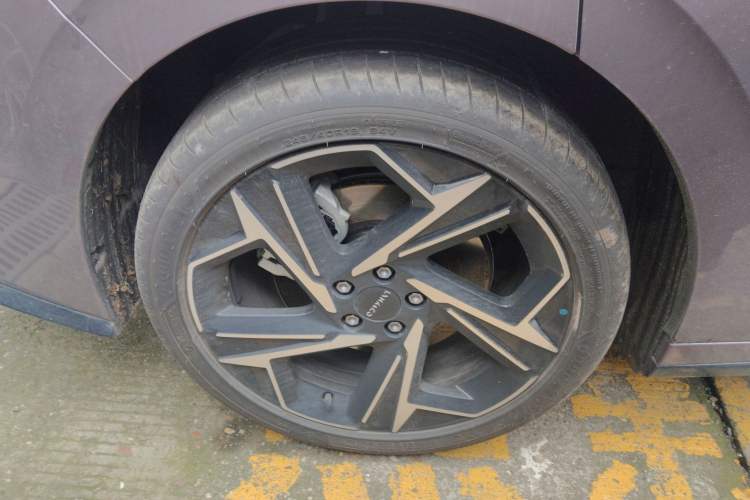 Used Lynk & Co 07 2026 Model 126 Long-Range Ultra H7