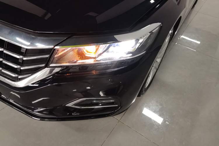 Used Volkswagen Passat 2019 330TSI Elite Edition China VI
