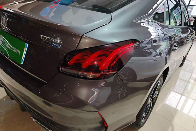 Used MG 5 2021 Revised 300TGI DCT Qingshè Luxurious Enjoyment Edition
