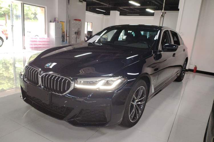 Used BMW 5 Series 2022 Second Facelift 525Li M Sport Package