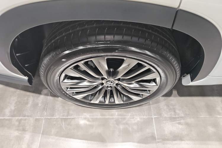 Used Toyota Highlander 
