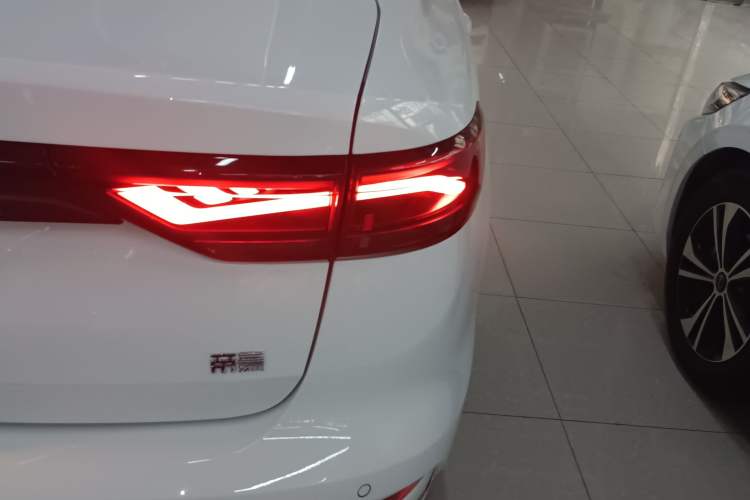 Used Geely Auto Emgrand 2023 4th Generation Champion Edition 1.5L CVT Luxury Model
