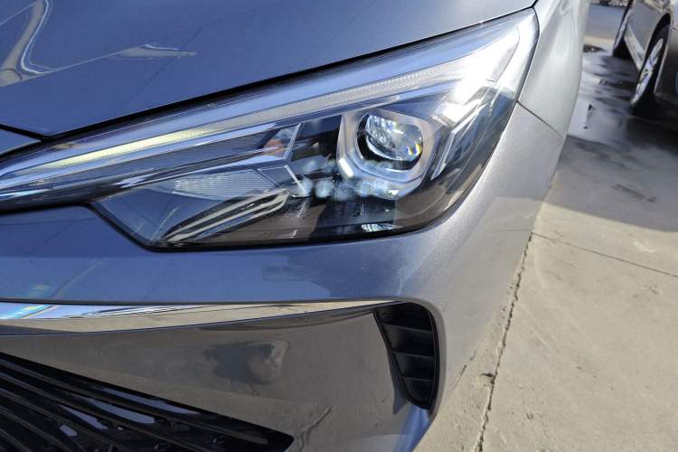 Used Roewe i5 2023 1.5L CVT Luxury Edition
