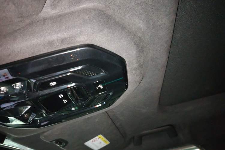 Used Jetour Traveler 2023 2.0T All-Wheel Drive CrossPRO+
