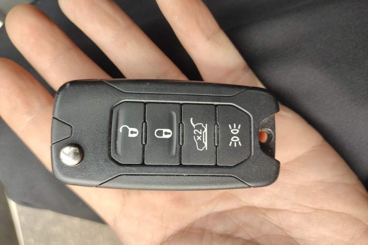 Used  Renegade 2018 Connected Large Screen Version 180T Automatic High-Energy Edition