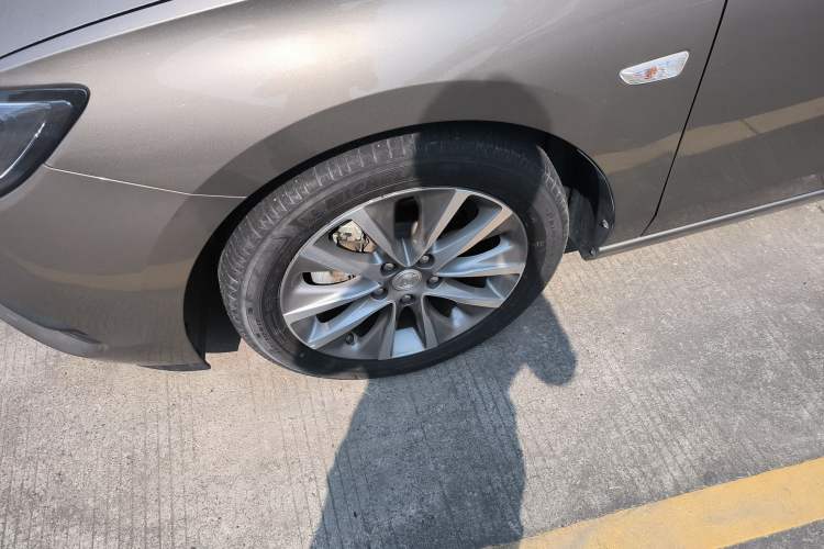 Used Buick GL6 2021 323T Mild Hybrid Connect Luxury Model