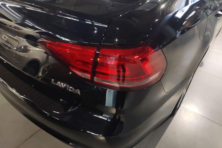 Used Volkswagen Lavida 2019 Lavida Start 1.5L Automatic Trendy Version China VI Standard
