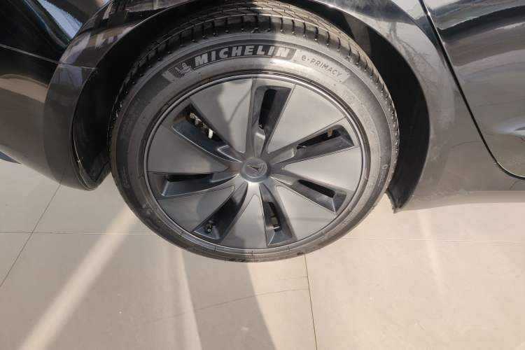 Used Tesla Model 3 2023 Rear-Wheel-Drive Version