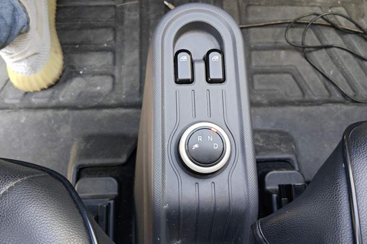 Used Wuling Hongguang MINIEV 2021 Macaron Premium Model – Lithium Iron Phosphate
