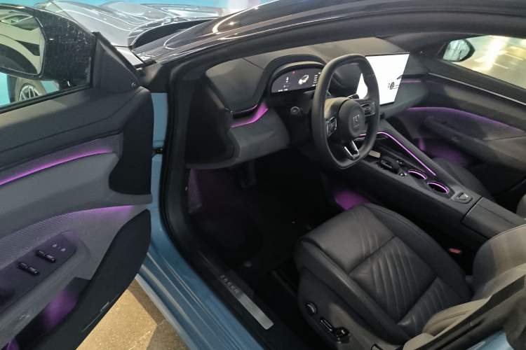 Used Zeekr 001 2025 YOU Edition 100 kWh All-Wheel Drive