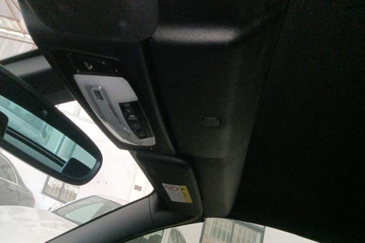 Used BMW 2 Series 2019 225i Convertible Coupe Sports Design Package
