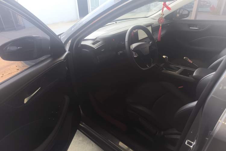 Used Roewe i5 2023 1.5L CVT Luxury Edition