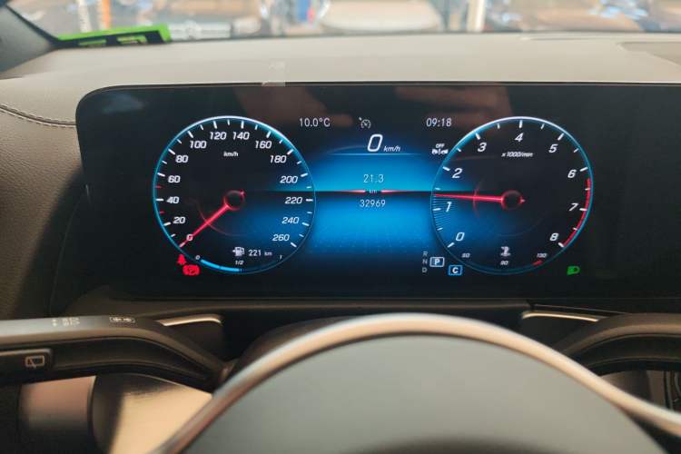 Used Mercedes-Benz GLB 2023 Refresh GLB 200 Fashion Edition