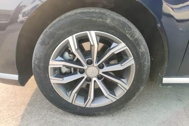 Used BYD Song MAX 2021 Upgraded Model 1.5T Automatic Luxury 6-Seater
