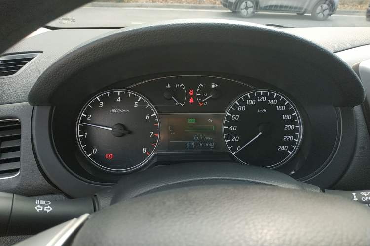 Used Nissan Tiida 2021 1.6L CVT Cool Edition
