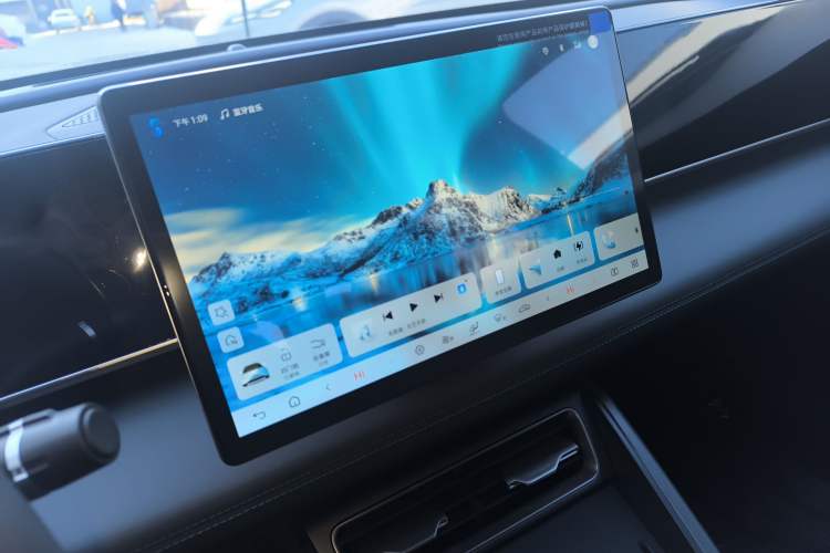 Used BYD Qin L 2025 DM-i Smart Drive 80KM Leading Model
