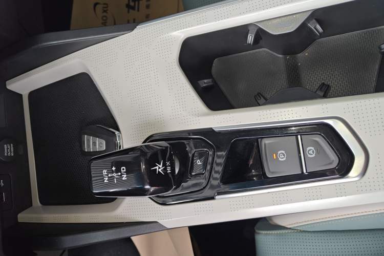 Used Geely Auto Emgrand L HiP 2022 1.5TD-DHT Pro 100KM Super Rui