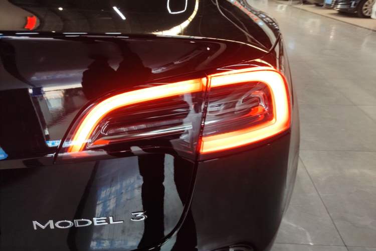 Used Tesla Model 3 2022 Rear-Wheel-Drive Version
