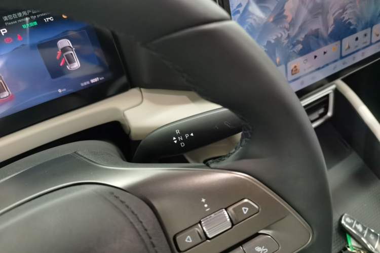 Used BYD Yuan UP 2025 Intelligent Driving Version 401 km Leading Edition
