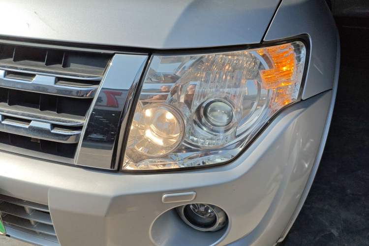 Used Mitsubishi Pajero 2014 3.0L Elite Edition
