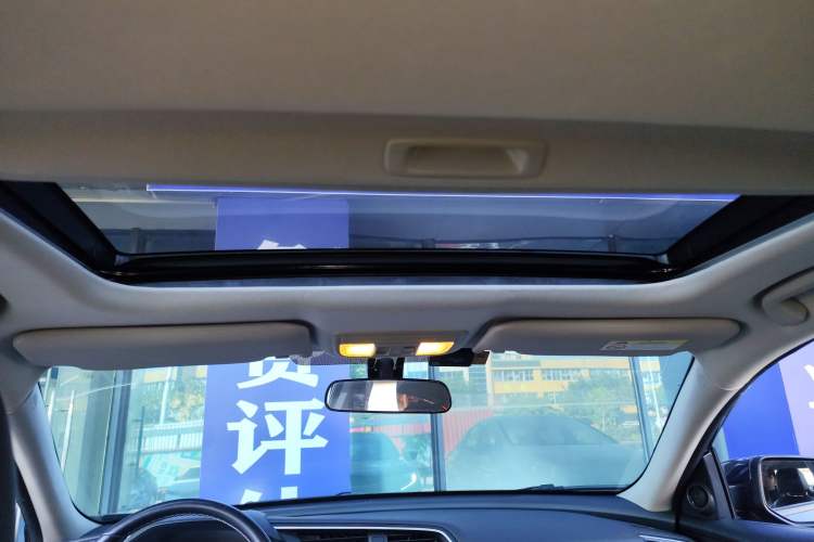 Used Honda Civic 2016 220TURBO CVT Prestige Edition
