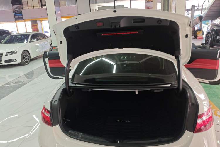 Used Mercedes-Benz E-Class 2017 E 200 4MATIC Coupe