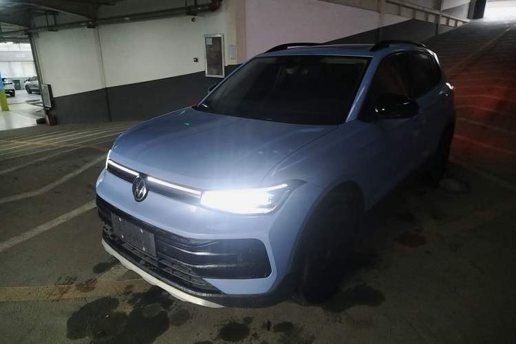 Used Volkswagen Tharu 2025 NewRui 300TSI Prestige Edition