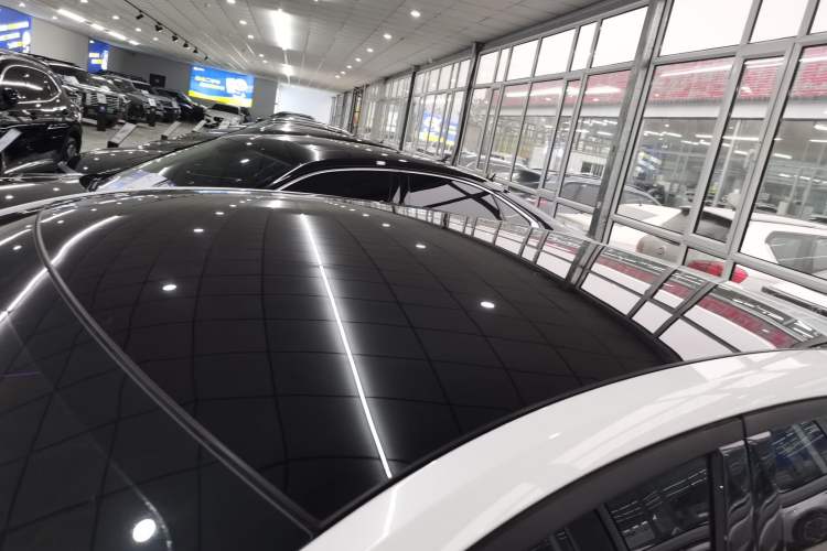 Used Changan UNI-V 2023 1.5T Prestige Model