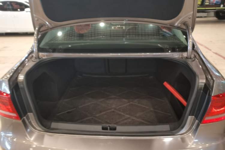 Used Volkswagen Magotan 2015 Revised 1.8TSI Prestige Version
