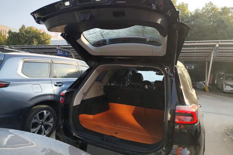 Used Chery Tiggo 8 2024 Honor Edition 230TCI Automatic Excellence Version 5 Seats
