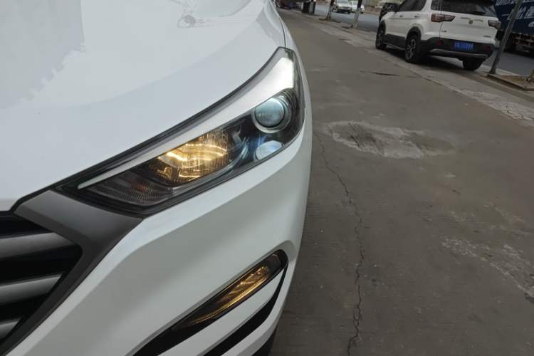 Used Hyundai Tucson 2015 1.6T Dual-Clutch Two-Wheel-Drive Smart Model
