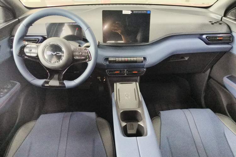 Used BYD Seagull 2025 305 km Free Version
