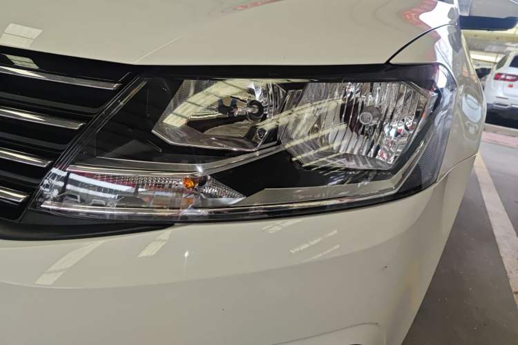 Used Volkswagen Lavida 2017 1.6L Automatic Fashion Edition
