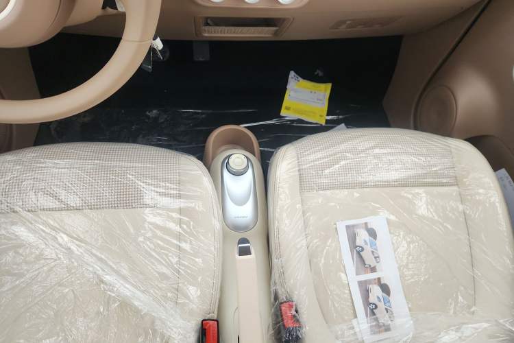 Used Wuling Hongguang MINIEV 2025 Four-Door Version Advanced Edition
