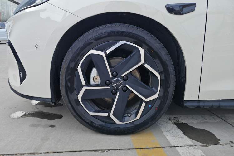 Used BYD Seal 06 New Energy 2025 DM-i Intelligent Drive 120KM Flagship Model