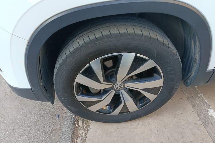 Used Volkswagen Tayron 2020 330TSI Two-Wheel Drive Luxury Smart Connectivity Version
