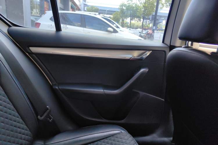 Used Skoda Octavia 2018 TSI230 DSG Comfort Edition
