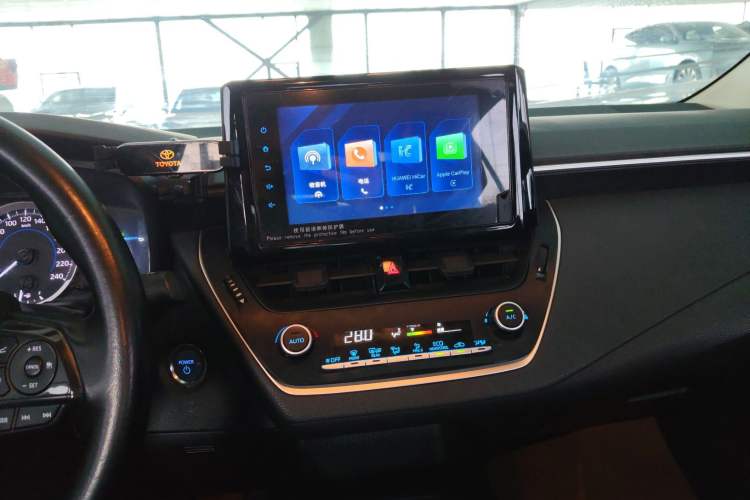 Used Toyota Corolla 2022 Dual-Motor 1.8L E-CVT Pioneer Edition
