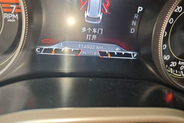 Used Jeep Cherokee 2016 2.0L Superior Edition
