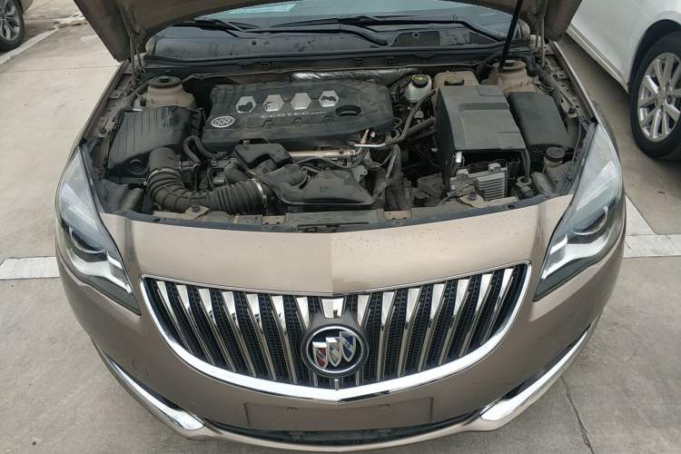 Used Buick Regal 2015 2.0L Leading Fashion Edition
